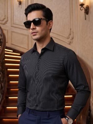 Black Striped, Elite Edition, Cutaway Collar Men’s Formal Shirt (FS-2972)