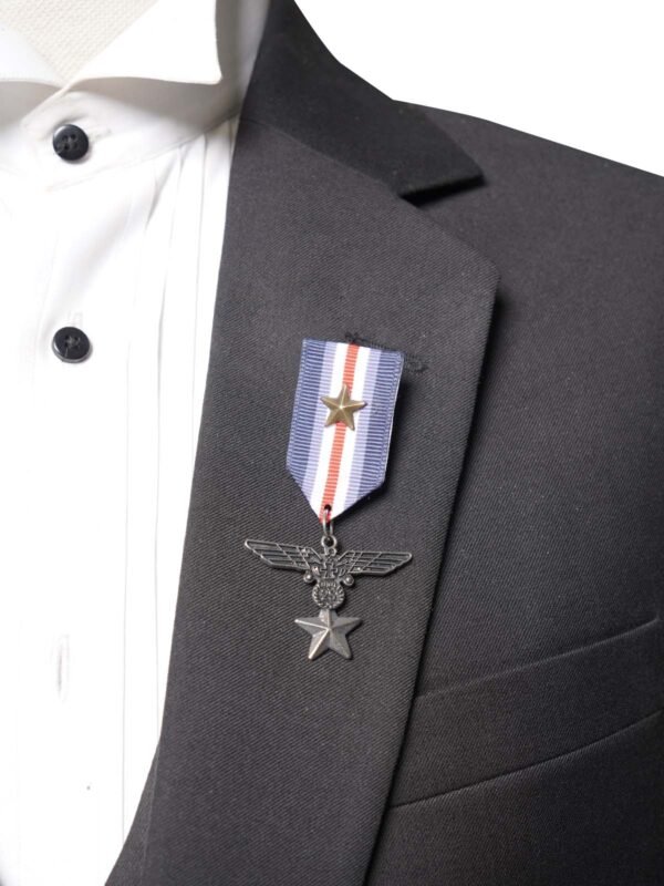 LP-103.jpg Lapel Pins (LP-103)