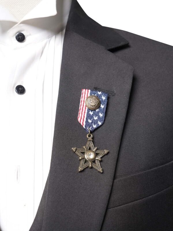 LP-109.jpg Lapel Pins (LP-109)