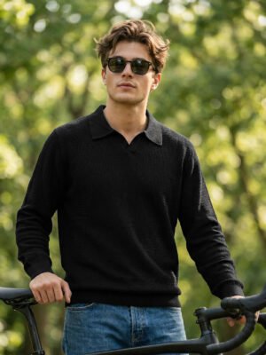 Black Full Sleeves Knitted Sweater (SKJC-003)