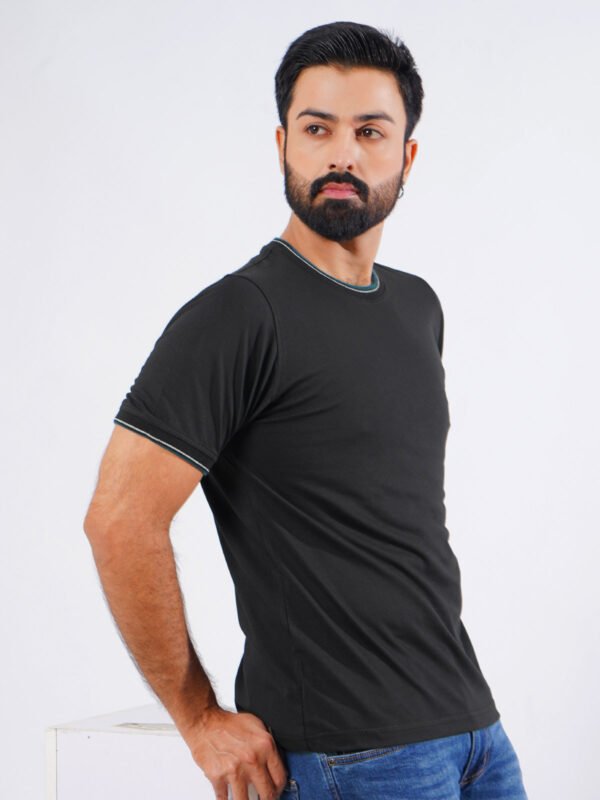 TEE203-2.jpg Black Half Sleeves Men’s Round Neck T-Shirt (TEE-203)